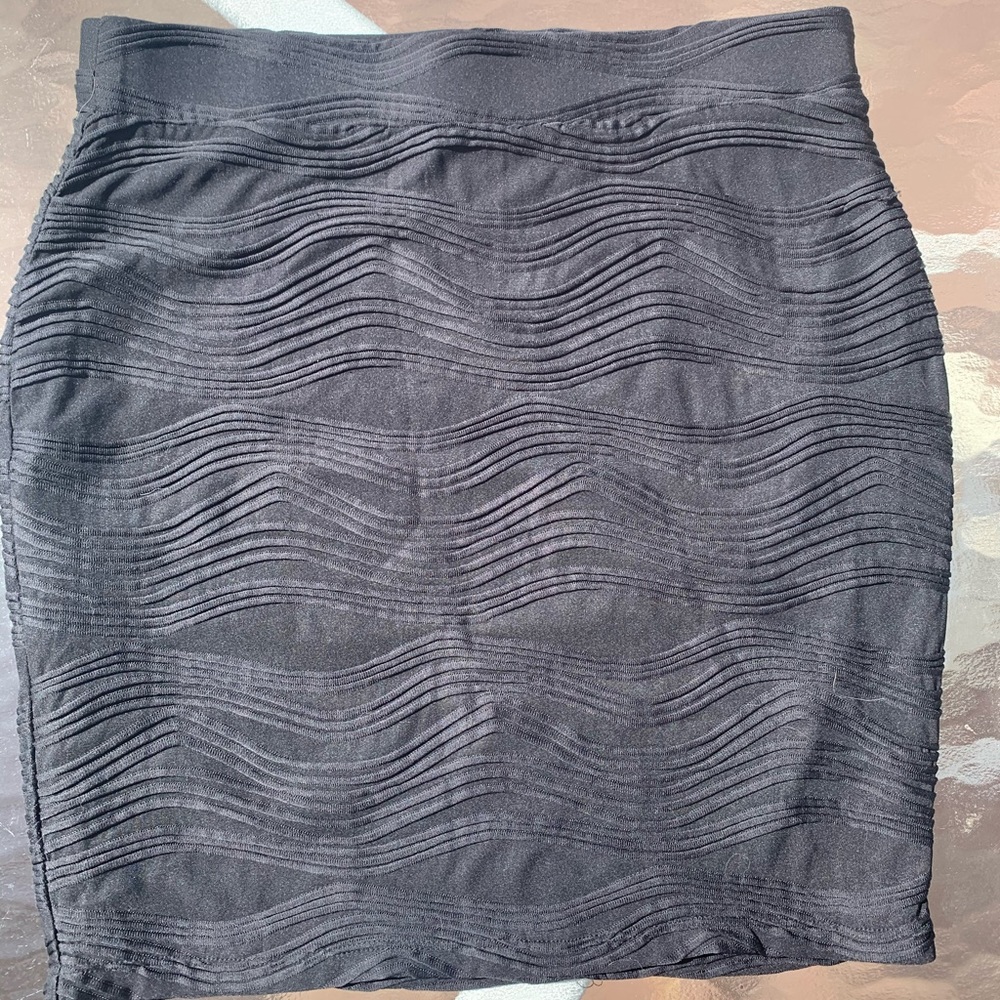 Jennifer Lopez Pencil Skirt (Medium)